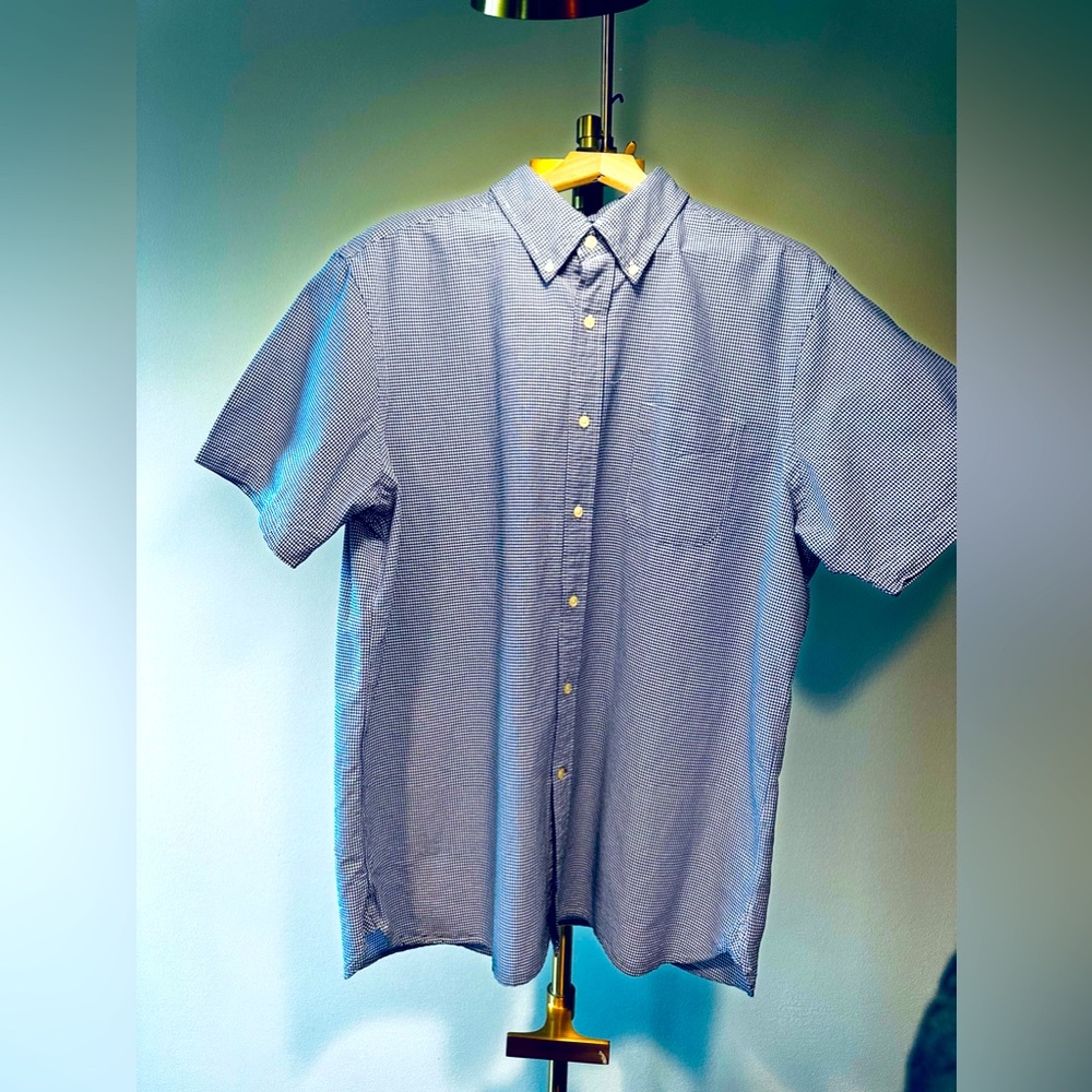 Cremieux short sleeve blue and white shirt xl